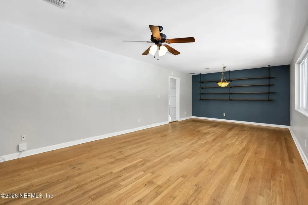 10121 Lakeview Road W Jacksonville FL 32225