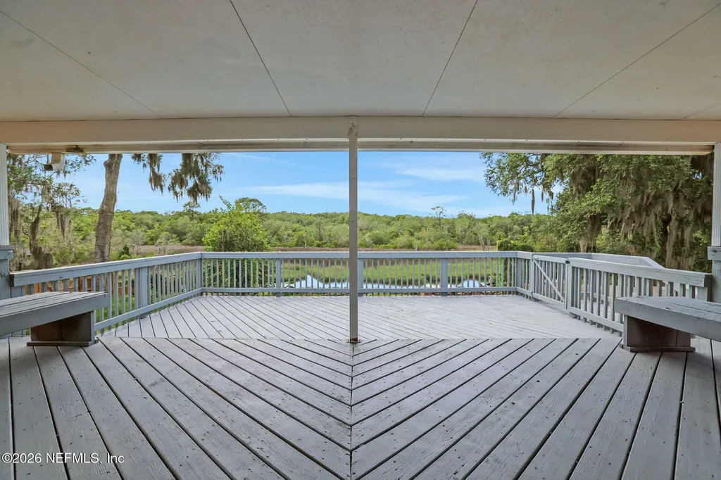 10121 Lakeview Road W Jacksonville FL 32225