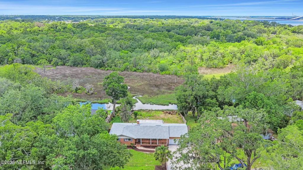 10121 Lakeview Road W Jacksonville FL 32225