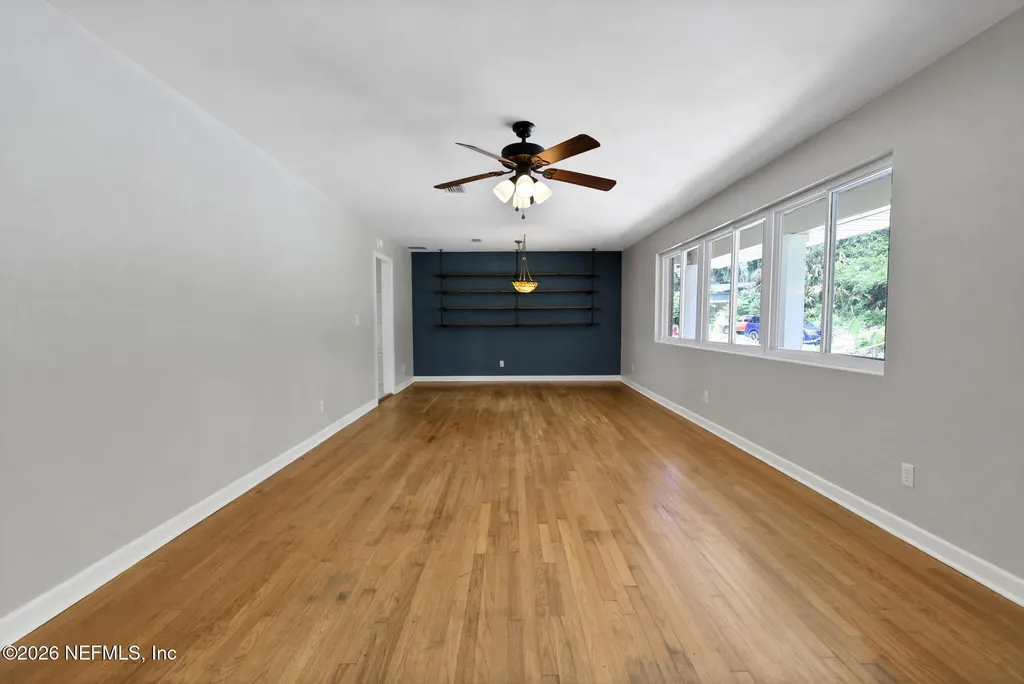 10121 Lakeview Road W Jacksonville FL 32225