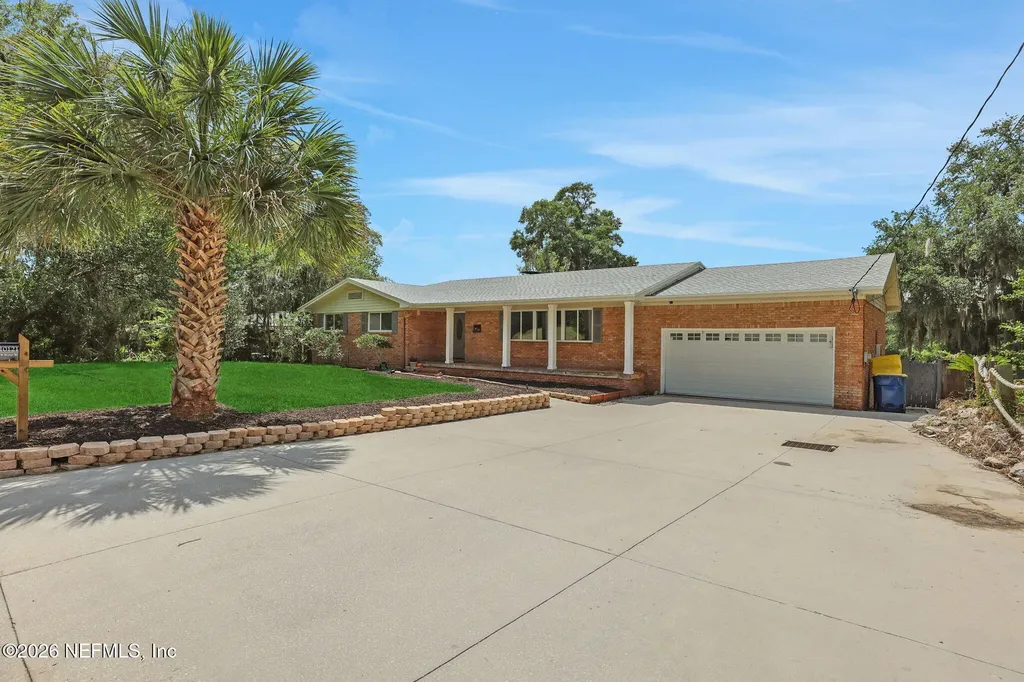 10121 Lakeview Road W Jacksonville FL 32225