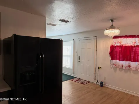 4104 Leonard Circle E Jacksonville FL 32209
