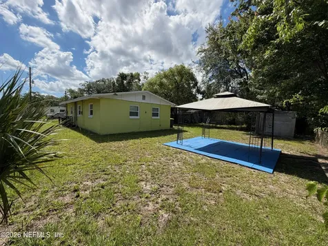 4104 Leonard Circle E Jacksonville FL 32209