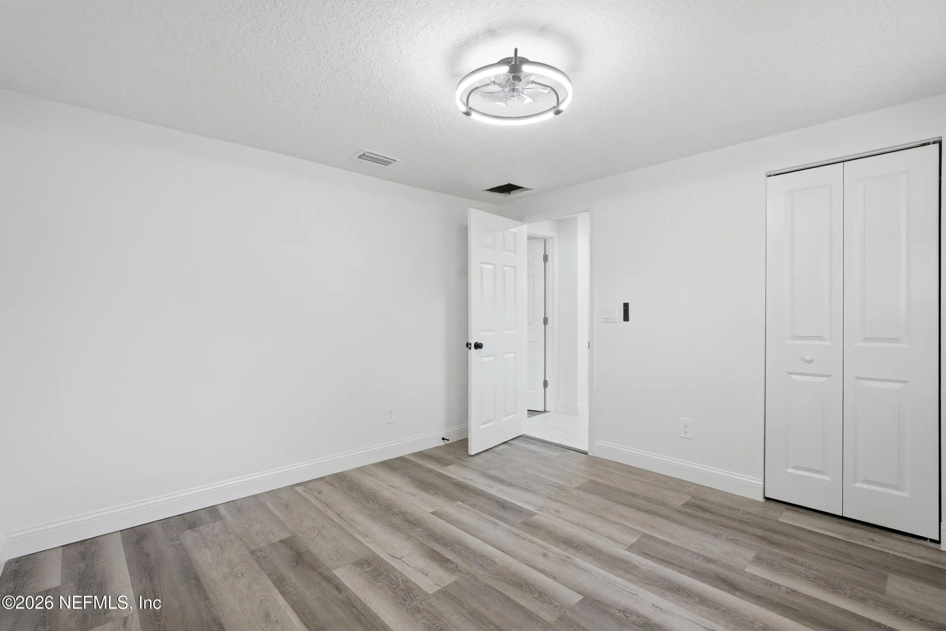 7589 John F Kennedy Drive W Jacksonville FL 32219