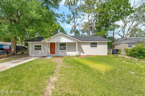7589 John F Kennedy Drive W Jacksonville FL 32219