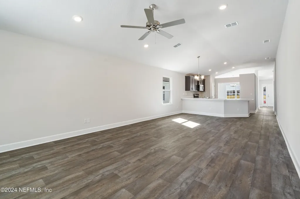 8345 Helmsley Boulevard Jacksonville FL 32219