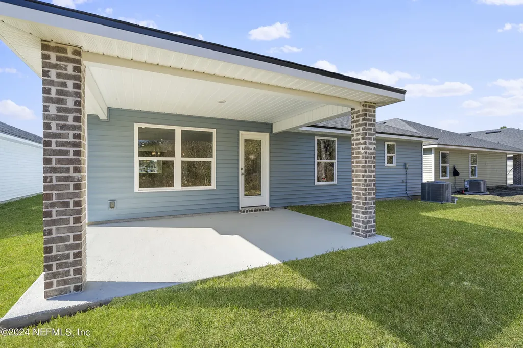 8345 Helmsley Boulevard Jacksonville FL 32219