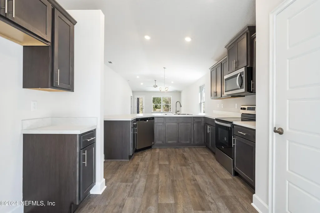 8345 Helmsley Boulevard Jacksonville FL 32219