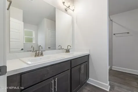 8345 Helmsley Boulevard Jacksonville FL 32219