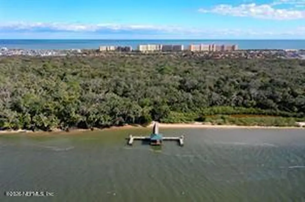 41 Los Lagos Boulevard Palm Coast FL 32137