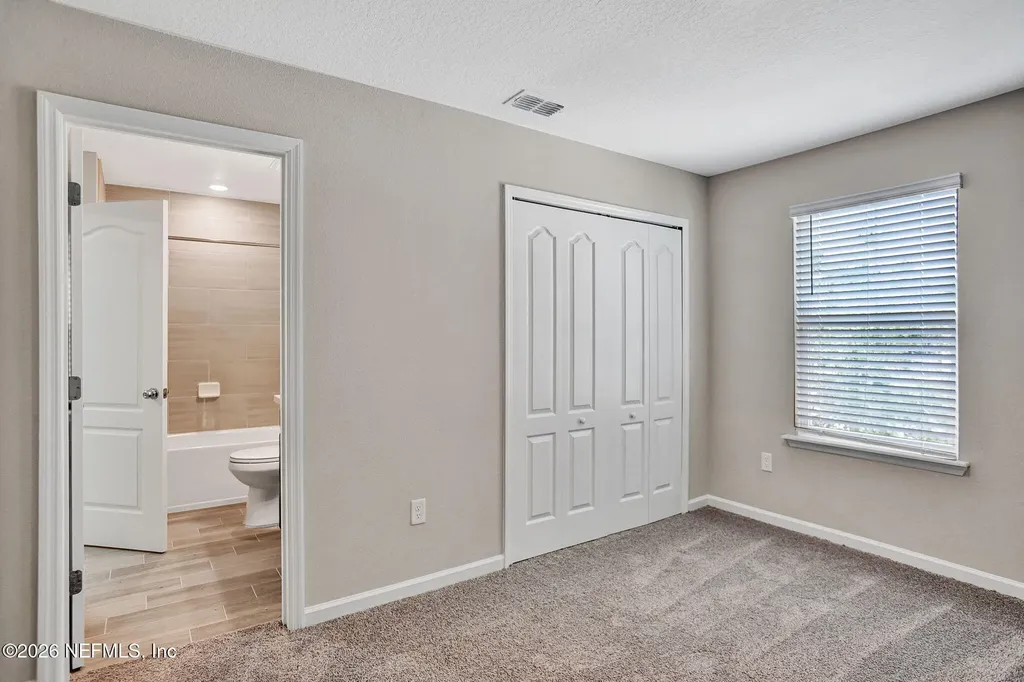 7365 Palm Hills Drive Jacksonville FL 32244