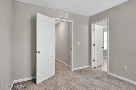7365 Palm Hills Drive Jacksonville FL 32244