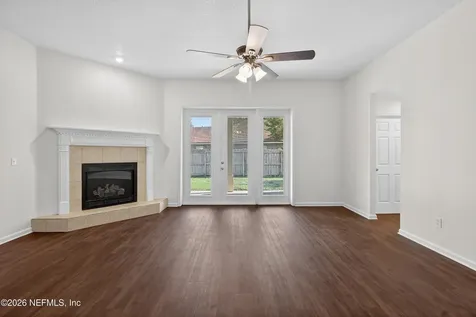1943 S Wages Way Jacksonville FL 32218