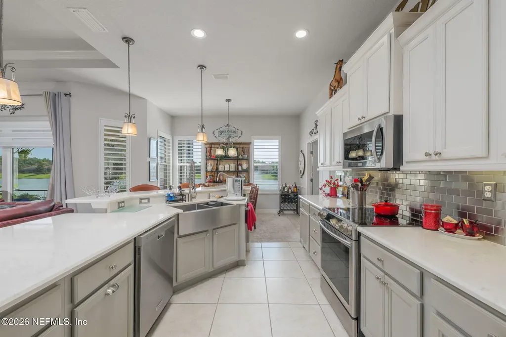 23 Arena Lake Circle Palm Coast FL 32137