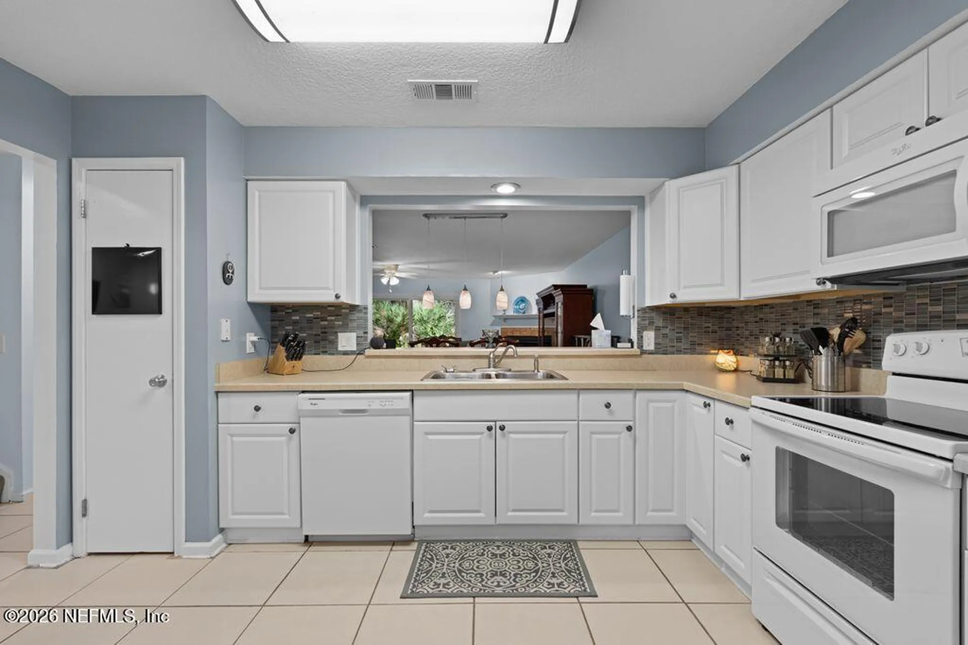 3915 Meadowview Drive N Jacksonville FL 32225