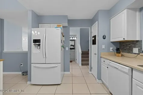 3915 Meadowview Drive N Jacksonville FL 32225