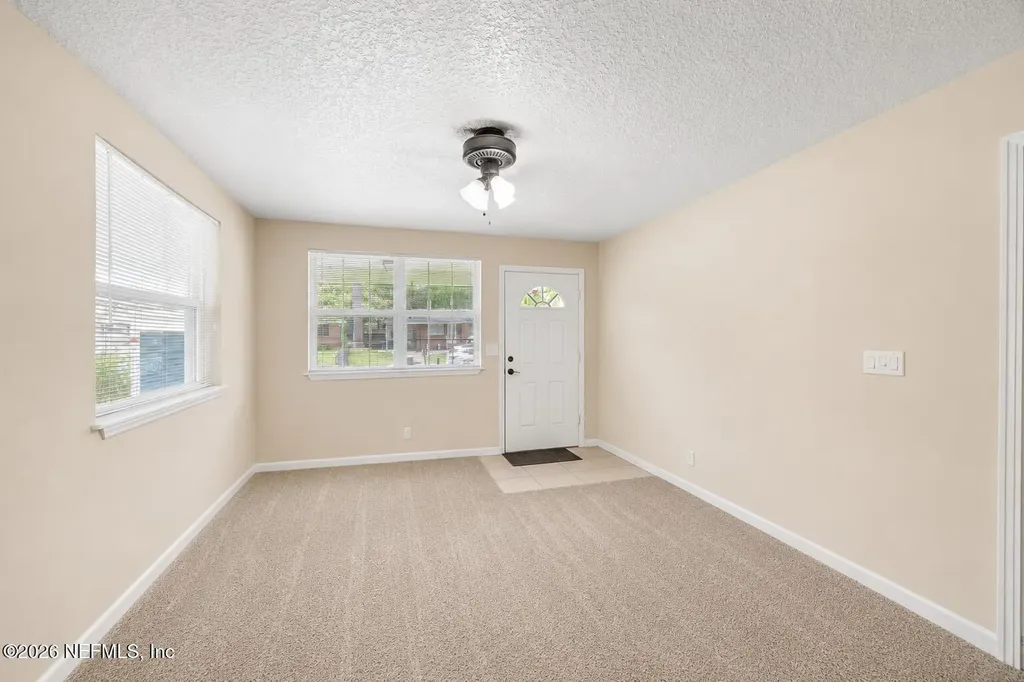 5231 Poppy Drive Jacksonville FL 32205