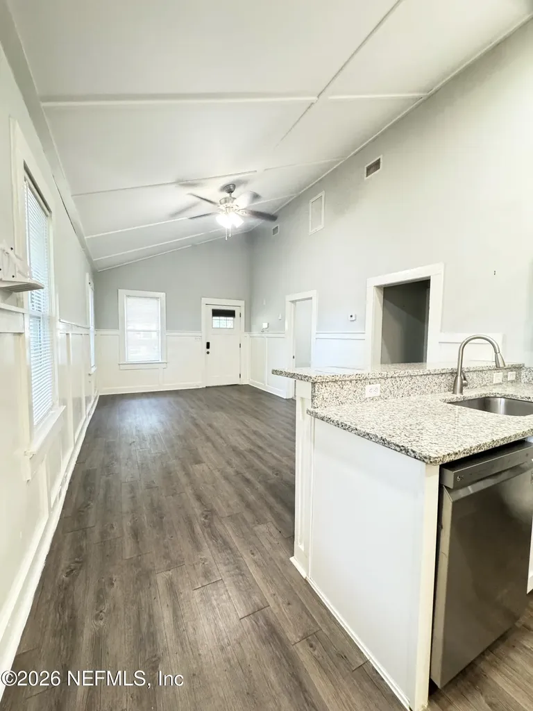 2745 Gilmore Street Jacksonville FL 32205