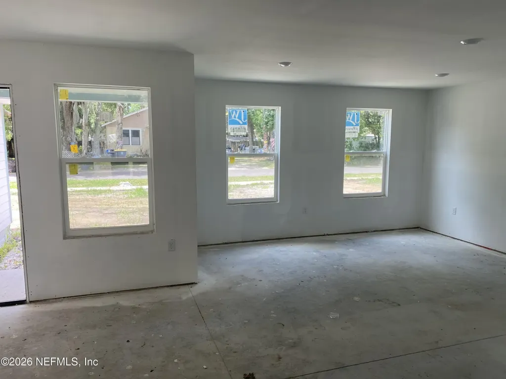 4530 Putnam Avenue Jacksonville FL 32207