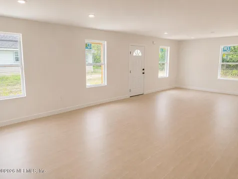 4530 Putnam Avenue Jacksonville FL 32207