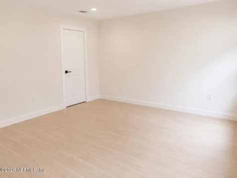 4530 Putnam Avenue Jacksonville FL 32207