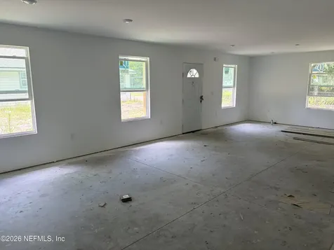 4530 Putnam Avenue Jacksonville FL 32207