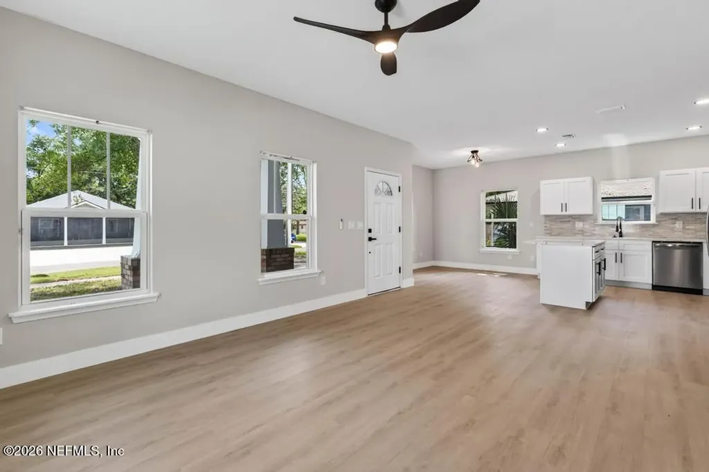 1938 W 4th Street Jacksonville FL 32209