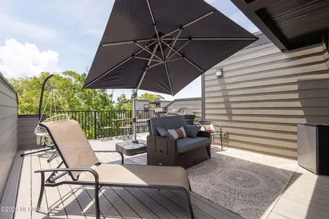 1624 Piazza Place Jacksonville FL 32207
