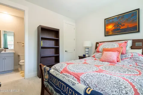 1624 Piazza Place Jacksonville FL 32207