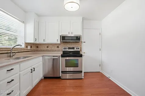 3841 Rogero Road Jacksonville FL 32277