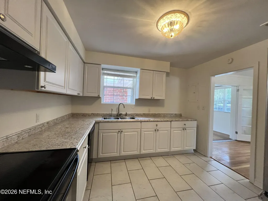 1377 Tiber Avenue Jacksonville FL 32207