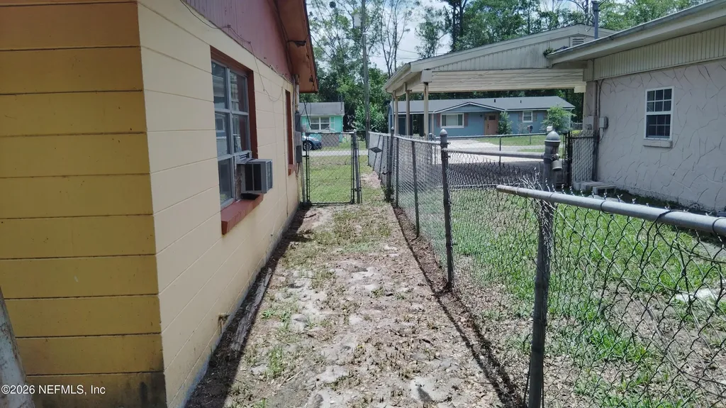 2626 Sandra Lane Jacksonville FL 32208