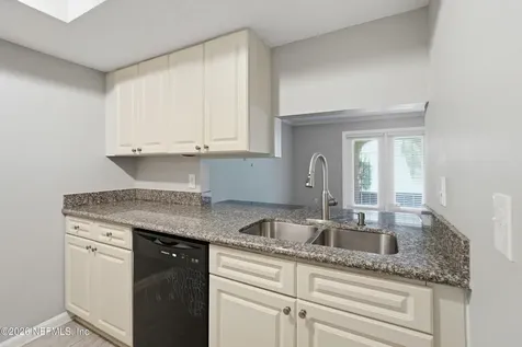 3857 Mission Drive Jacksonville FL 32217