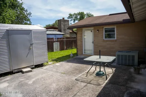 6319 Raw Hyde Trail S Jacksonville FL 32210