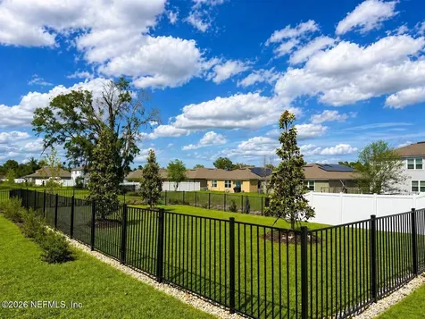 3608 York Lane Th2 Middleburg FL 32068