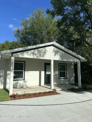 111 Davis Lake Road Palatka FL 32177