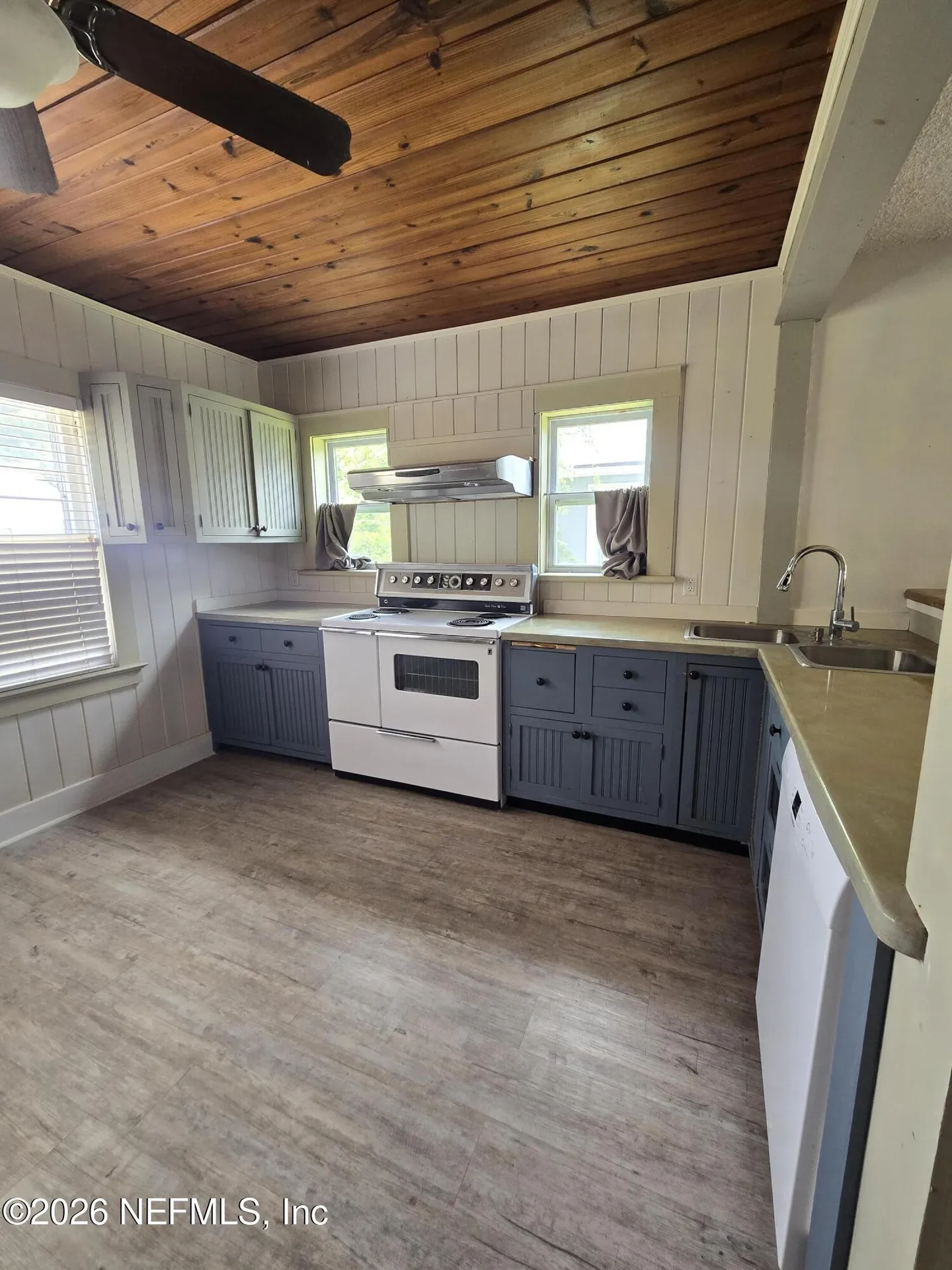 1822 Inwood Terrace Jacksonville FL 32207