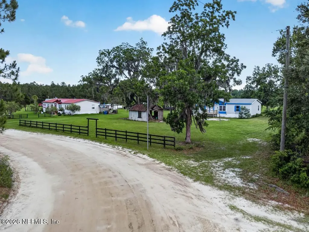 18494 Broken Arrow Road Hilliard FL 32046