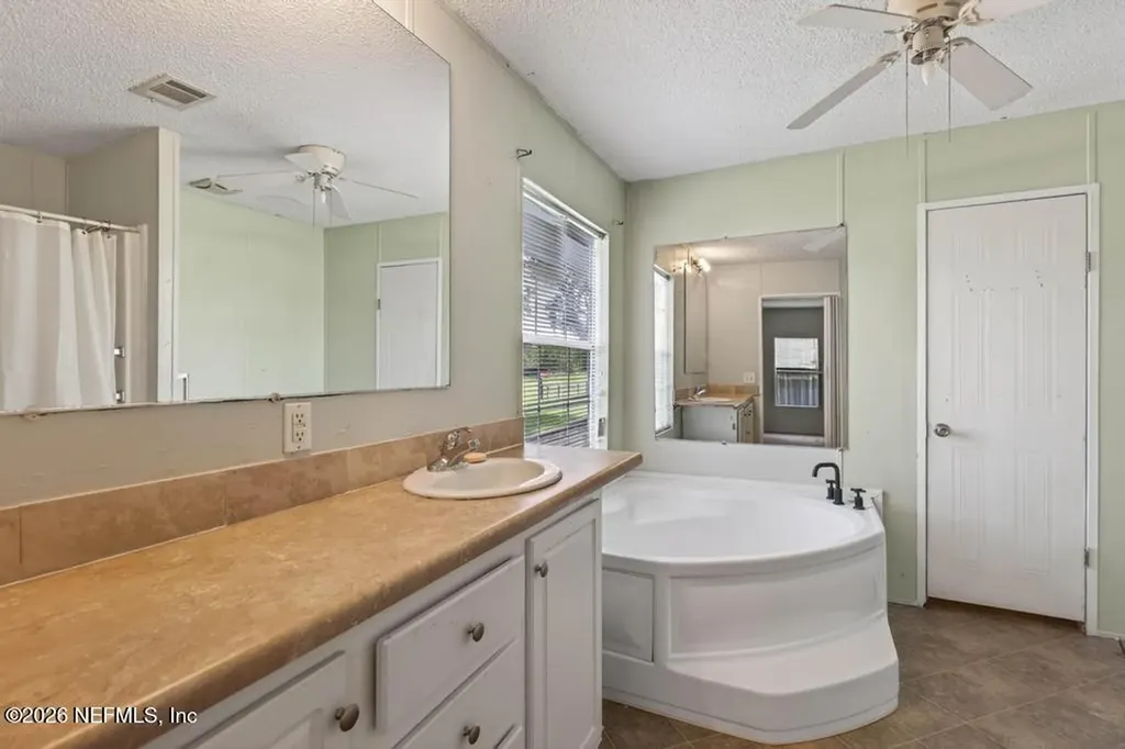 18494 Broken Arrow Road Hilliard FL 32046