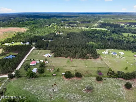 18494 Broken Arrow Road Hilliard FL 32046