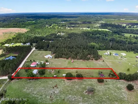 18494 Broken Arrow Road Hilliard FL 32046