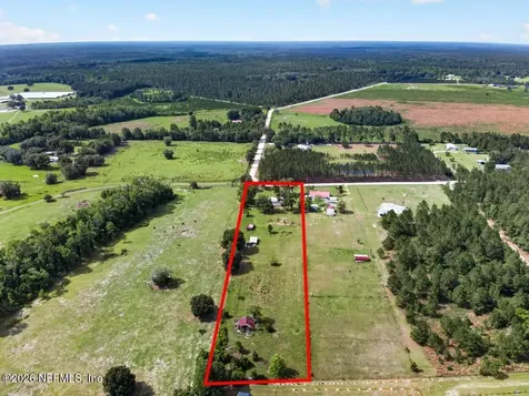 18494 Broken Arrow Road Hilliard FL 32046