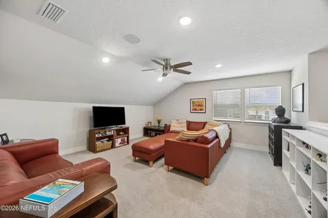 10683 Town View Drive Jacksonville FL 32256