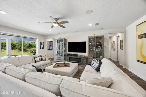 10683 Town View Drive Jacksonville FL 32256