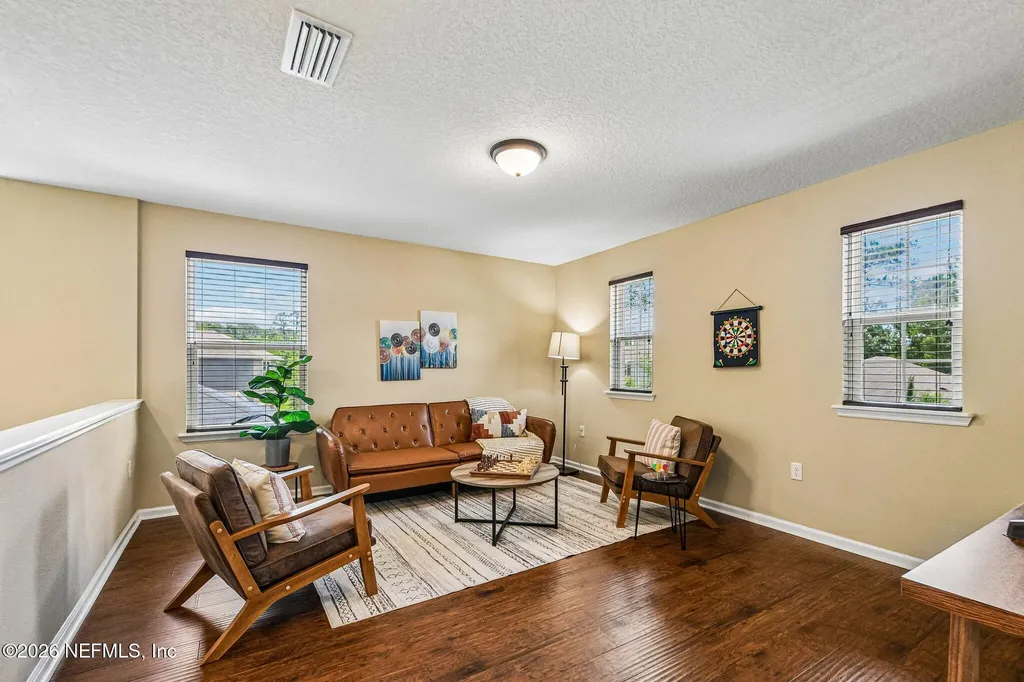 7587 Fanning Drive Jacksonville FL 32244