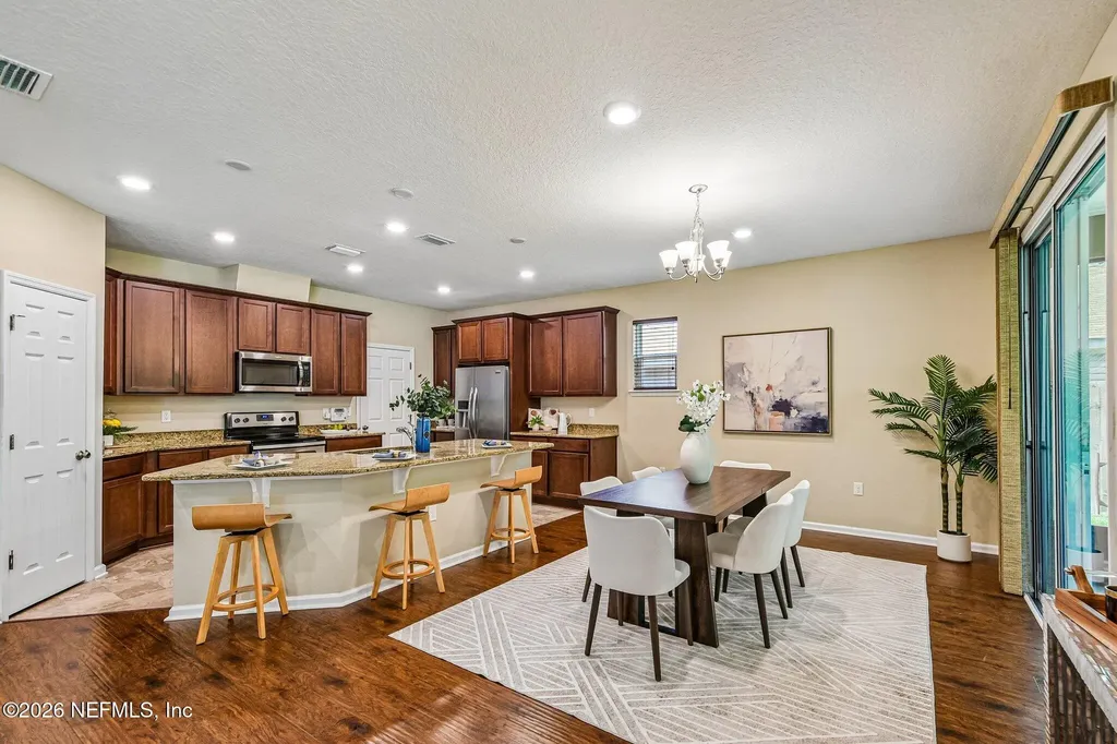 7587 Fanning Drive Jacksonville FL 32244