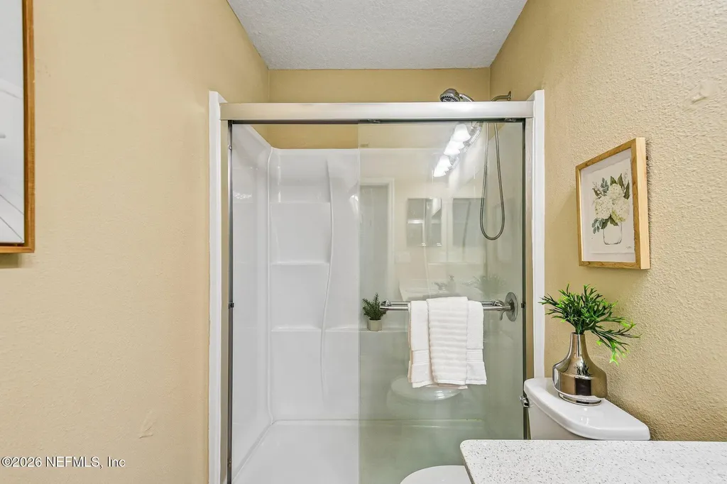 7587 Fanning Drive Jacksonville FL 32244