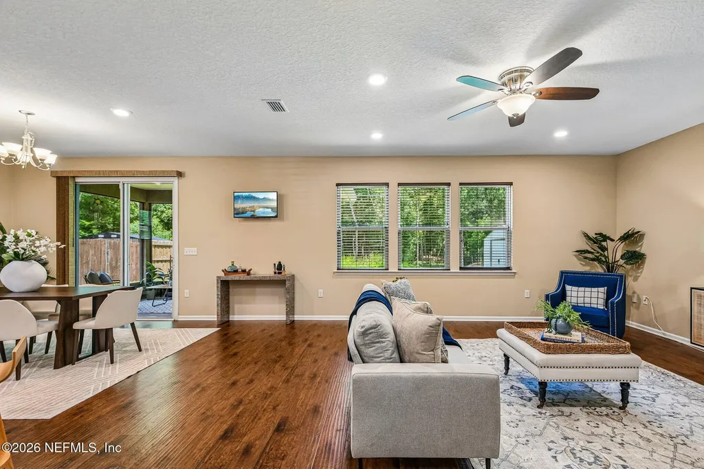 7587 Fanning Drive Jacksonville FL 32244