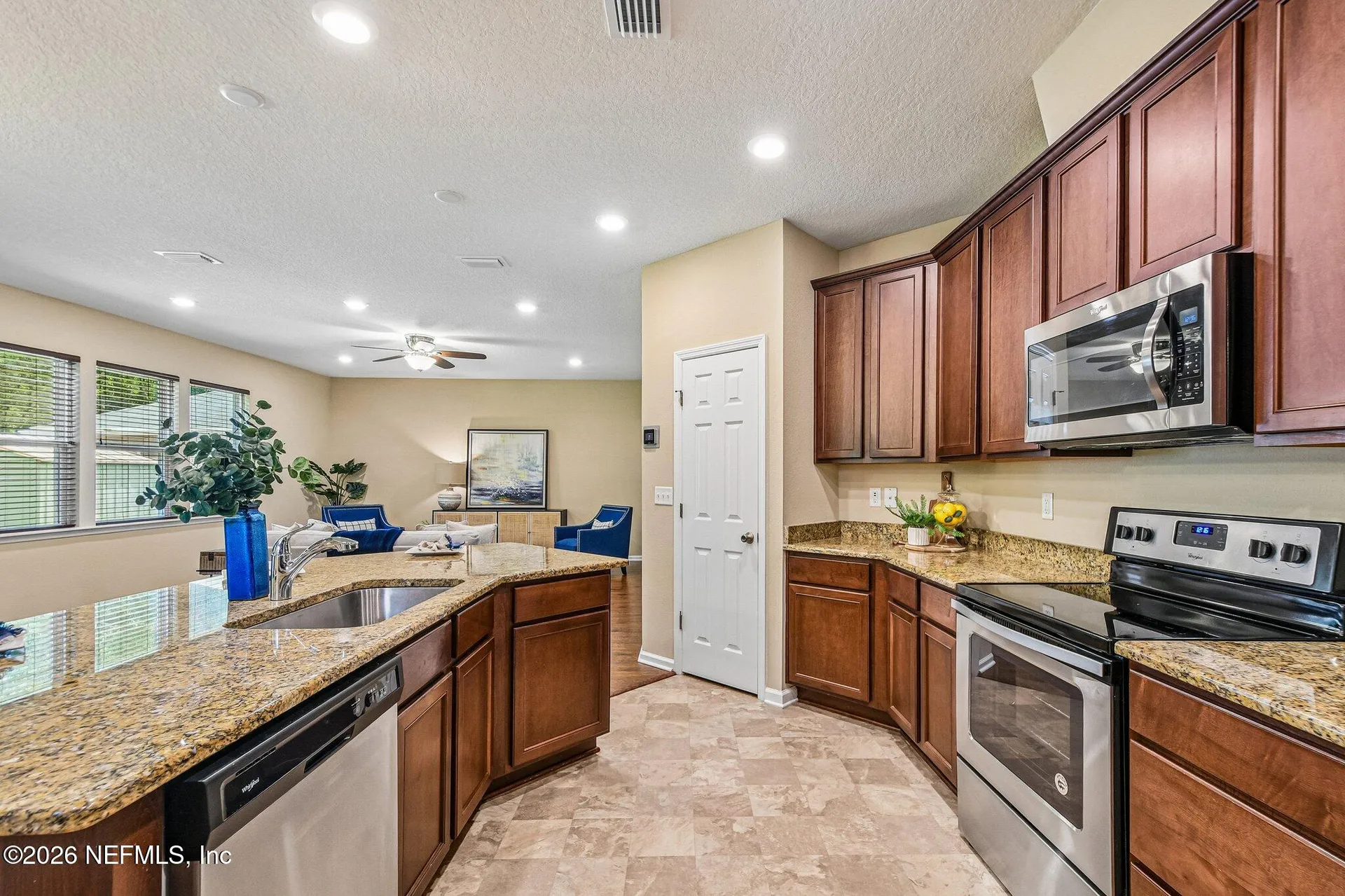 7587 Fanning Drive Jacksonville FL 32244