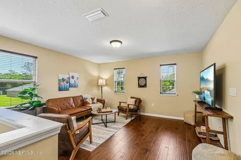 7587 Fanning Drive Jacksonville FL 32244